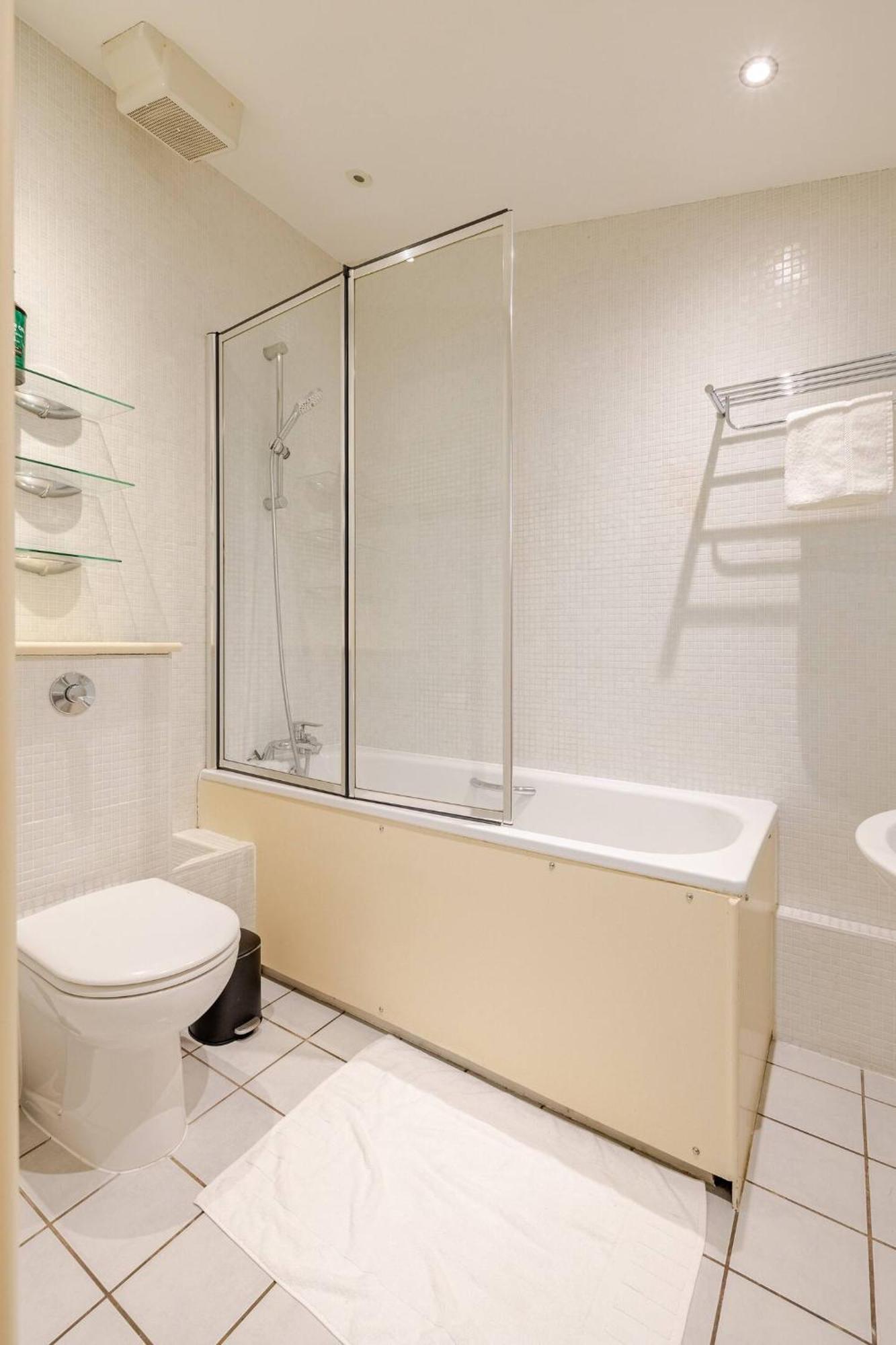 Large Modern Penthouse - 4 Beds 3 Baths By Tower Bridge London