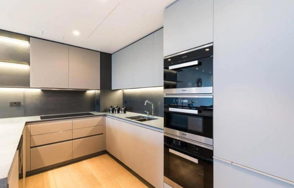 Apartment Large Modern Penthouse - 4 Beds 3 Baths By Tower Bridge London